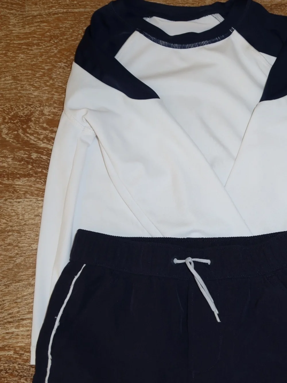 Janie & Jack Boys Swim Trunks and Rash Guard Set Blue and Navy Size 4